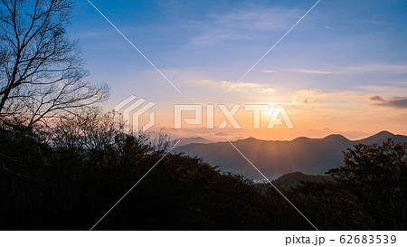 明智平の夜明け 明智平の夜明け 62683539