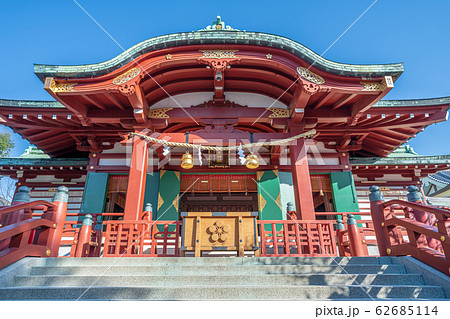 東京都　早春の亀戸天神社 62685114
