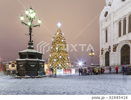 Christmas (New Year holidays) decoration in Moscow (at night), Russia 62685416