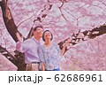 満開のそめいよしの桜 花見 夫婦旅行 油絵シリーズ 62686961