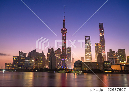 《上海》外灘の夜明け・陸家嘴の摩天楼 62687607