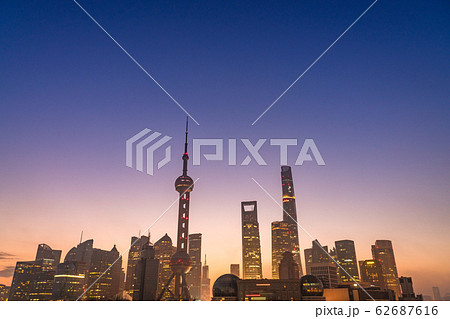 《上海》外灘の夜明け・陸家嘴の摩天楼 62687616