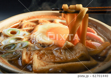 味噌煮込みうどん 味噌煮込みうどん 62701440
