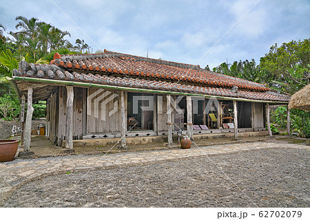 【琉球村】 沖縄県国頭郡恩納村字山田 62702079