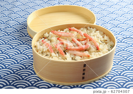 カニの炊き込みご飯 カニの炊き込みご飯 62704307