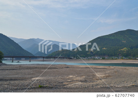 和歌山県 熊野川の流れ 和歌山県 熊野川の流れ 62707740