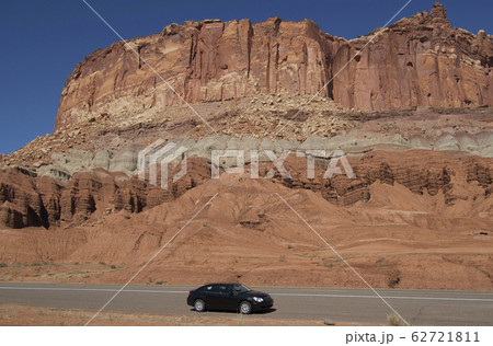 キャピタルリーフ国立公園 アメリカ グランドサークル 4月 春 大自然 神秘的 岩の色 キャピタルリーフ国立公園 アメリカ グランドサークル 4月 春 大自然 神秘的 岩の色 62721811
