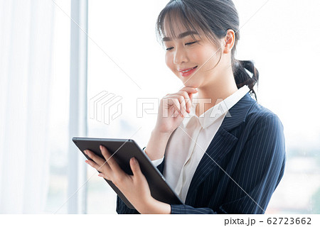 Business woman, career woman, office 62723662