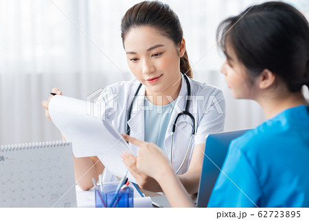 women, doctor, hospital women, doctor, hospital 62723895