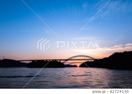 西海橋の夜明け 62724130