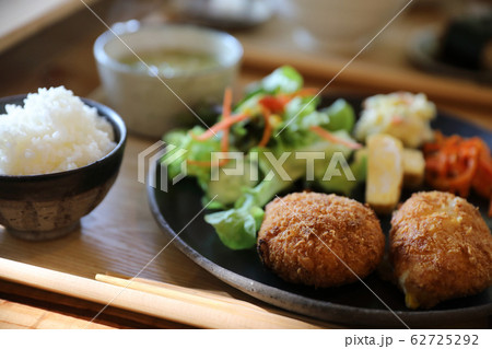 Beef Croquette with rice and salad japanese style Korokke on wooden 62725292