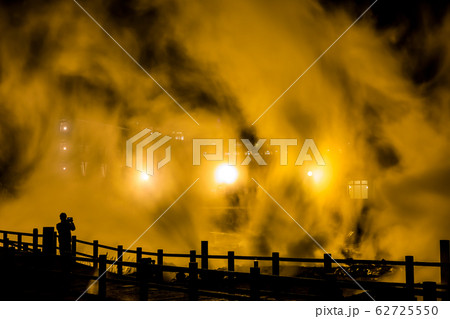 雲仙地獄（清七地獄）ライトアップ　【長崎県雲仙市】 62725550