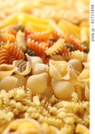 色々な種類のパスタ 62725898