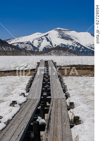 春の下ノ大堀川橋と至仏山 春の下ノ大堀川橋と至仏山 62729094