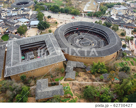 福建土楼の上空から 福建土楼の上空から 62730427