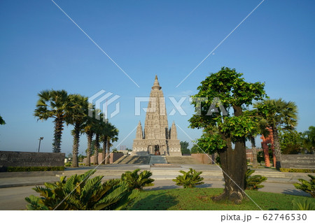 Wat Panyanantaram in Pathum Thani, Thailand Wat Panyanantaram in Pathum Thani, Thailand 62746530