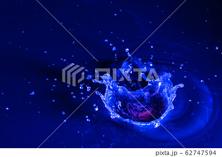 blue splashes-9 62747594
