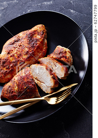 Easy skinless chicken breasts baked in the oven 62747799