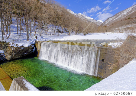 冬の湯檜曽川砂防ダム２ 62750667