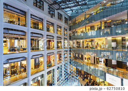 【東京都】KITTE 屋内 【東京都】KITTE 屋内 62750810
