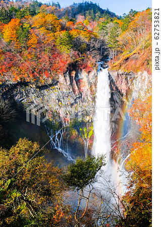 華厳の滝 秋 の写真素材