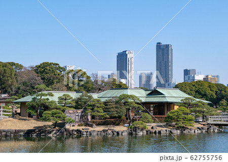 東京都　浜離宮恩賜庭園　大泉水　中島のお茶屋 62755756