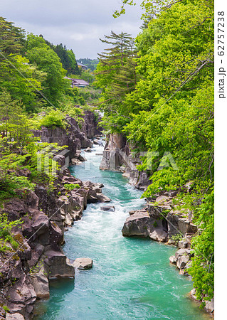 岩手一関の春 新緑の厳美渓 岩手一関の春 新緑の厳美渓 62757238