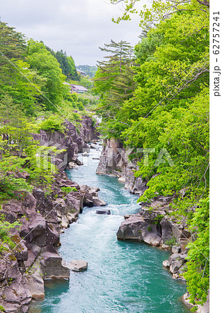 岩手一関の春　新緑の厳美渓 62757241