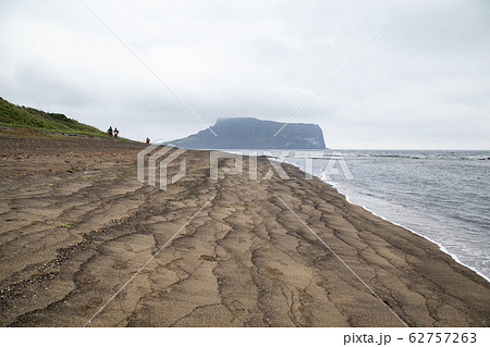 済州島 海 城山日出峰 62757263