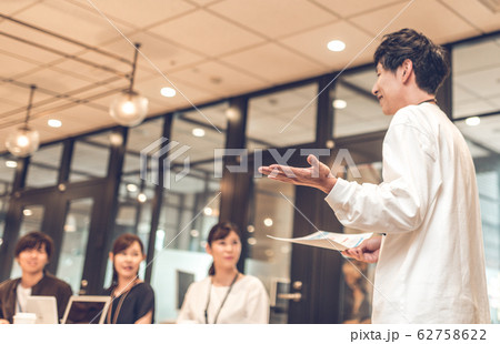 カジュアルビジネス　イメージ 62758622