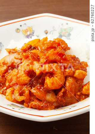 エビチリ丼 62760227