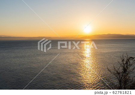 駿河湾 日の出 駿河湾 日の出 62761821