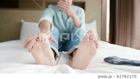 man with athlete foot 62762170