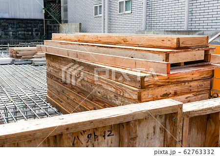 住宅の建築現場 住宅の建築現場 62763332