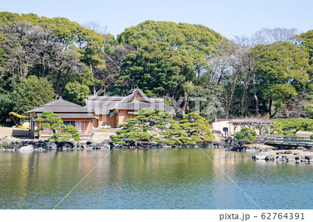 東京都　浜離宮恩賜庭園　大泉水　松の御茶屋 62764391