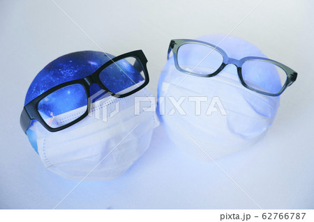 マスク メガネ 地球 62766787