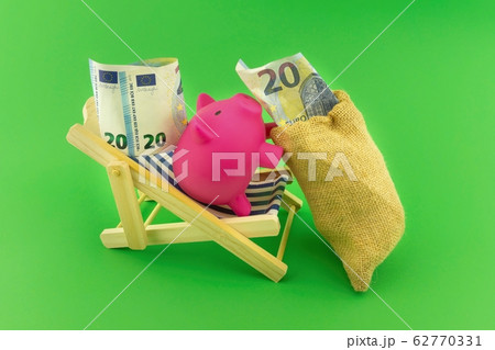 Reaping the rewards of financial success Reaping the rewards of financial success 62770331