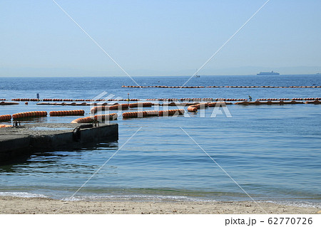 神戸・須磨海岸のオイルフェンス 神戸・須磨海岸のオイルフェンス 62770726
