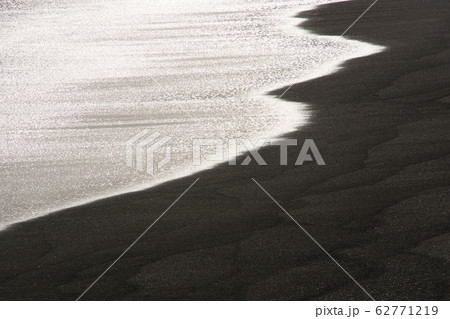 輝く浜辺 輝く浜辺 62771219