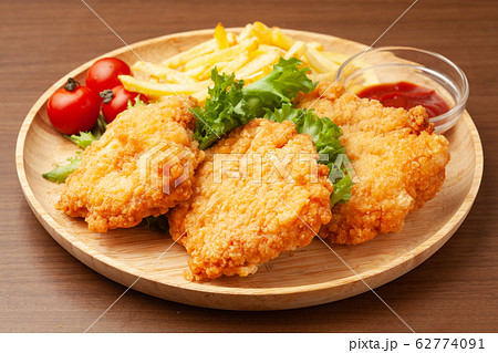 フライドチキン 62774091