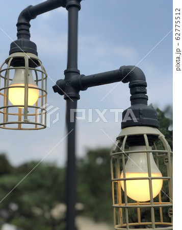 電球 照明 空 62775512