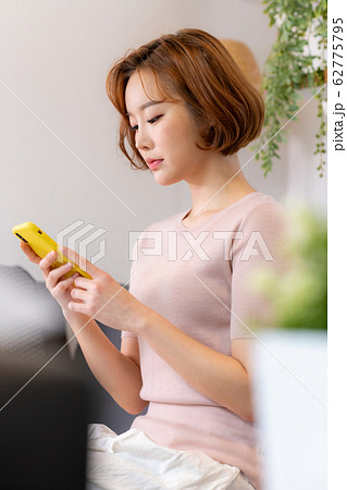 女性 女 女の子 62775795