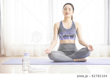 Women sportswear 62782104