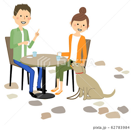 若いカップル　カフェ　おしゃべり 62783984
