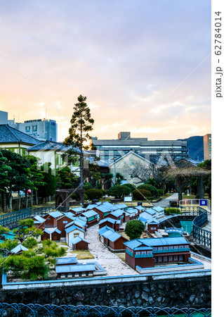 長崎出島　和蘭商館跡の夕景　【長崎市】 62784014