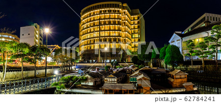 長崎出島　和蘭商館跡の夜景　パノラマ　【長崎市】 62784241