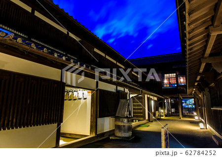 長崎出島　和蘭商館跡の夜景　【長崎市】 62784252