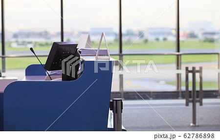 Service Counter for Airline Gate Agents, Stewards 62786898