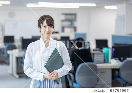 ビジネスウーマン 62792997