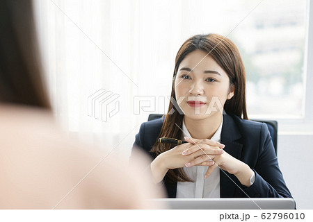 Business scene female Business scene female 62796010